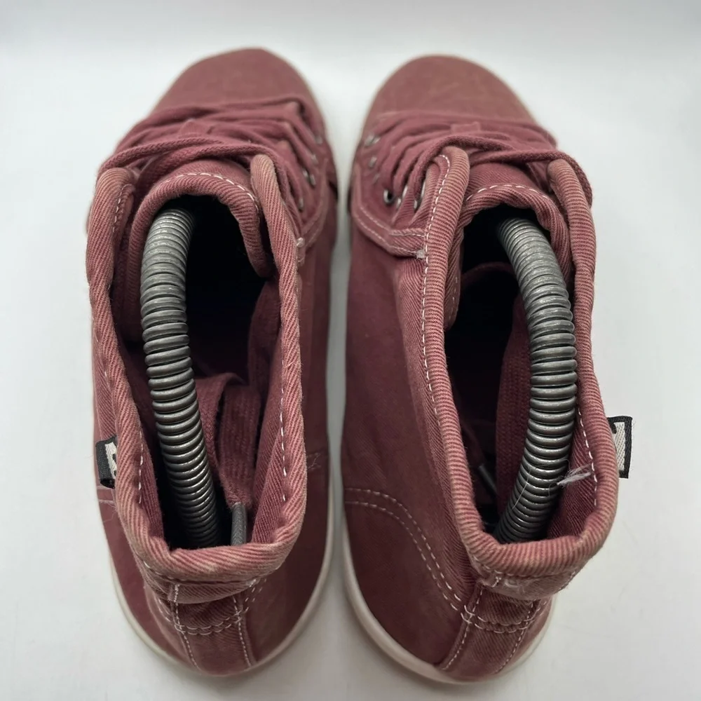 Billabong Phoenix women’s Burgundy High-Top Sneakers size 7